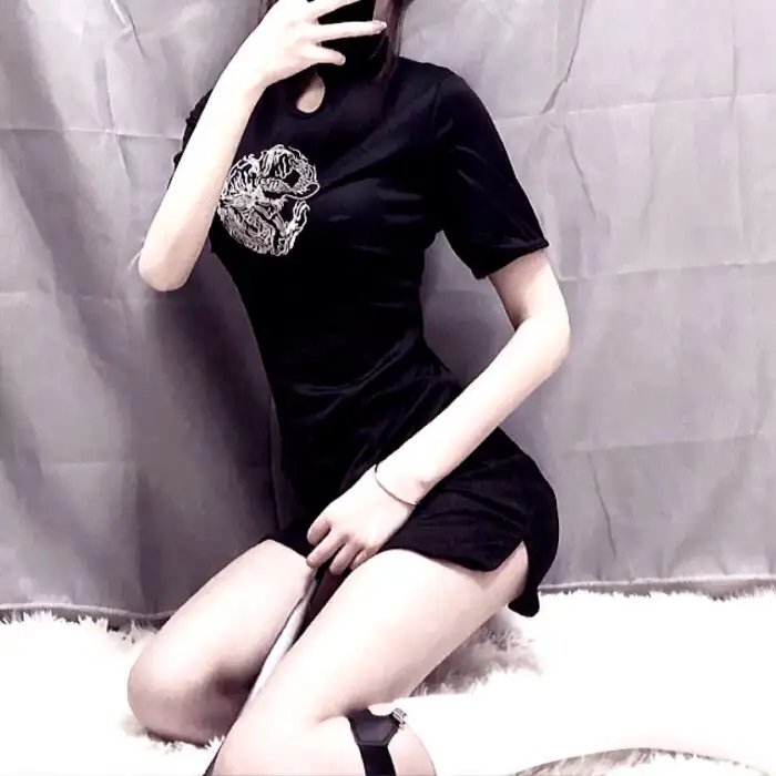 恐怖热线之大头怪婴